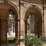 Caron Le Marais Hotel